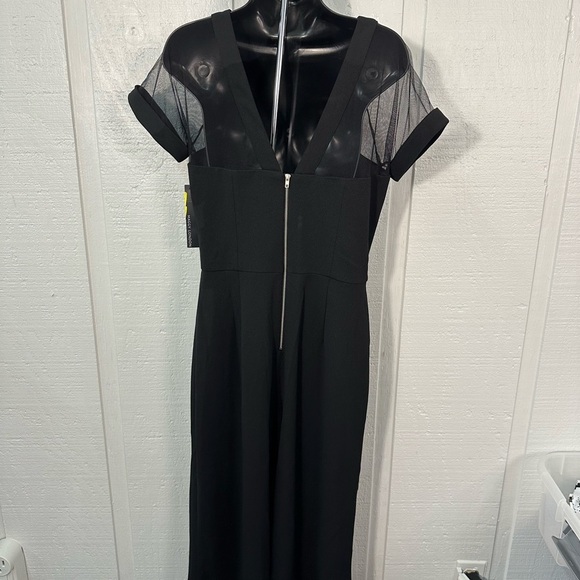 Maggy London Black Short Sleeve Pantsuit Size 10 NWT - Picture 3 of 10